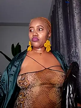 SquirtQueen222 online show from February 20, 10:55 pm