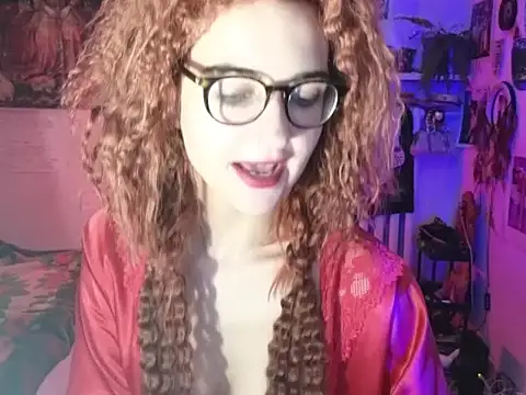 Snapshot of TatianaRomanov chatting on April 10, 8:16 pm TatianaRomanov online show from April 10, 8:16 pm