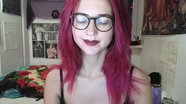 Snapshot of TatianaRomanov chatting on December 2, 6:53 pm TatianaRomanov online show from December 2, 6:53 pm