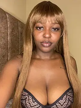 Snapshot of Sugar_plum44 chatting on February 1, 8:40 pm Sugar plum44 online show from February 1, 8:40 pm