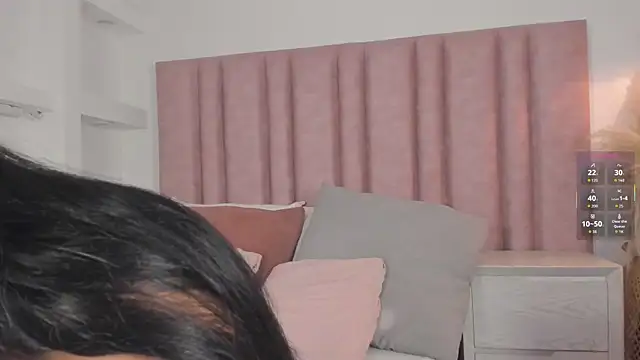 im alejandra  online show from May 8, 4:27 am