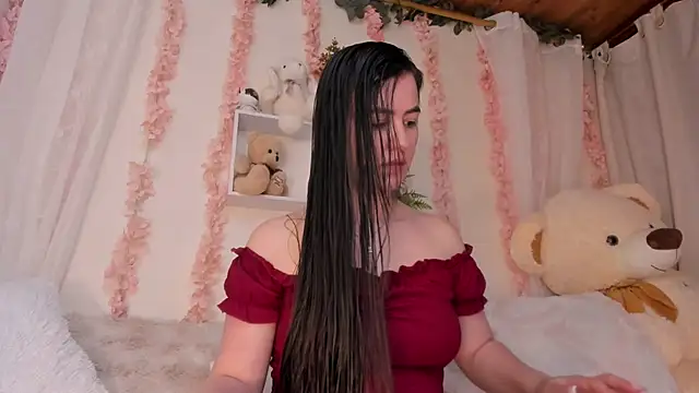 Idara and Edahi01 online show from April 12, 6:55 pm