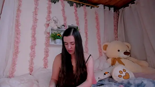 Idara and Edahi01 online show from October 23, 5:44 pm