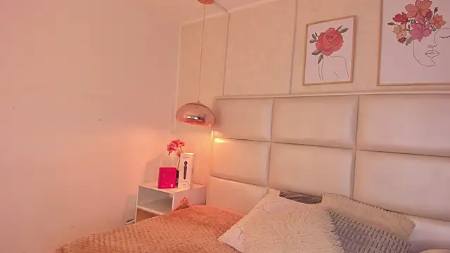 Aily Yozuko online show from April 17, 2:36 am