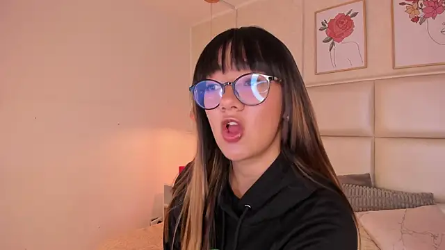 Aily Yozuko online show from March 13, 2:38 am