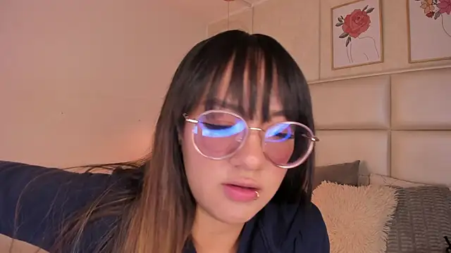 Aily Yozuko online show from April 24, 2:35 am