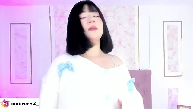 GENNESIS LOVE online show from April 18, 3:31 am