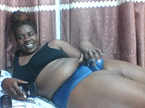 SexyTirries13 online show from April 7, 7:21 am