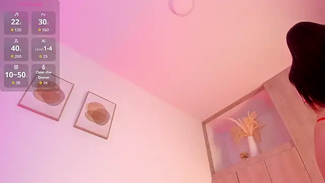 Mia 222 online show from April 15, 11:05 am