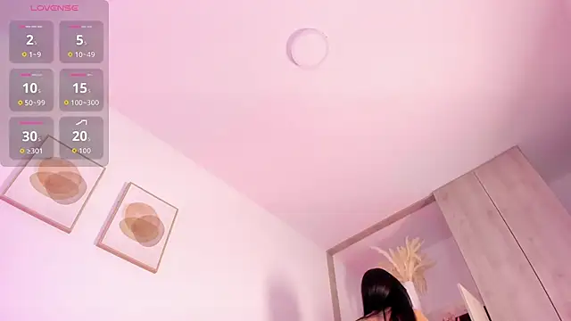 Snapshot of Mia_222 chatting on May 19, 1:18 pm Mia 222 online show from May 19, 1:18 pm