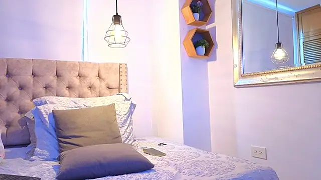 Anya Texas online show from November 12, 8:01 pm