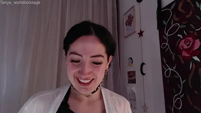 Snapshot of Tanya_WorldBondage chatting on September 10, 9:47 pm Tanya WorldBondage online show from September 10, 9:47 pm