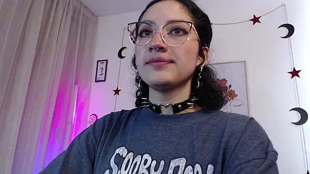 Snapshot of Tanya_WorldBondage chatting on February 14, 1:40 pm Tanya WorldBondage online show from February 14, 1:40 pm