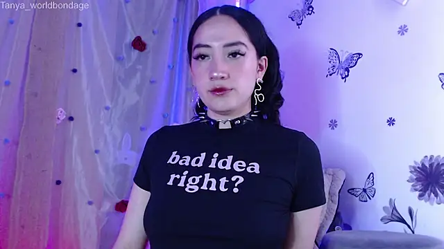 Snapshot of Tanya_WorldBondage chatting on June 16, 12:32 am Tanya WorldBondage online show from June 16, 12:32 am