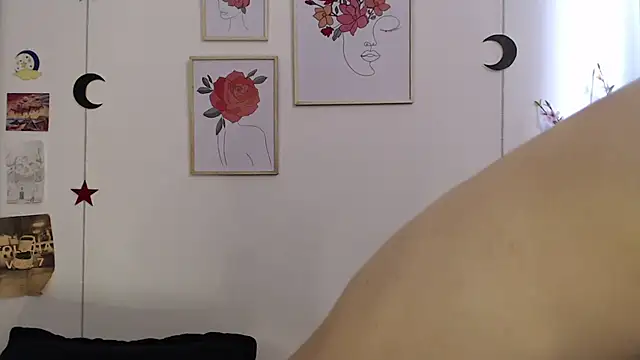Snapshot of Tanya_WorldBondage chatting on February 13, 3:35 pm Tanya WorldBondage online show from February 13, 3:35 pm