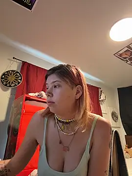 Snapshot of Esteem369 chatting on November 20, 6:08 pm Esteem369 online show from November 20, 6:08 pm