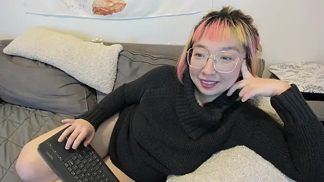 luxgray online show from December 14, 1:27 am