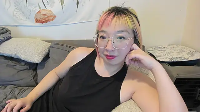 luxgray online show from December 18, 2:32 am