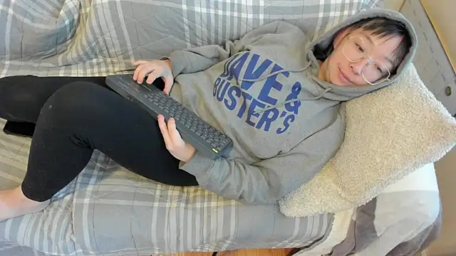 luxgray online show from October 17, 9:49 pm