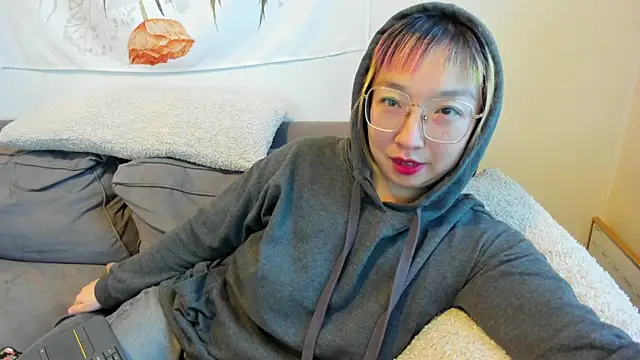 luxgray online show from January 30, 9:58 pm