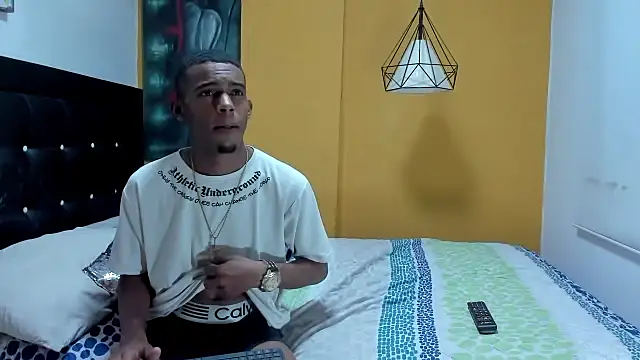 yordi 1010 online show from December 4, 4:22 am