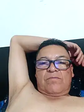 Snapshot of Anuviss_lxx chatting on October 29, 3:05 am Anuviss lxx online show from October 29, 3:05 am