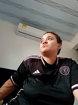 Liancy online show from March 15, 5:42 pm