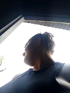 Liancy online show from February 21, 8:33 pm