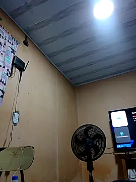 Snapshot of Liancy chatting on November 10, 8:58 pm Liancy online show from November 10, 8:58 pm