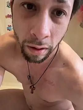 tongueispowerr6d9 online show from February 10, 4:33 am