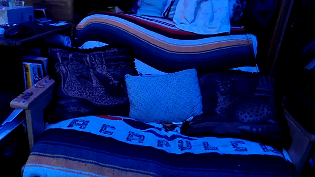 tongueispowerr6d9 online show from March 3, 8:41 am