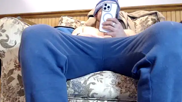 tongueispowerr6d9 online show from March 2, 7:26 am