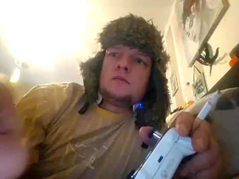 hawkyyy71222 online show from December 3, 10:47 am