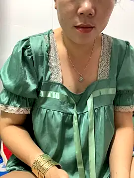 Baby-bigtits online show from October 19, 11:18 pm