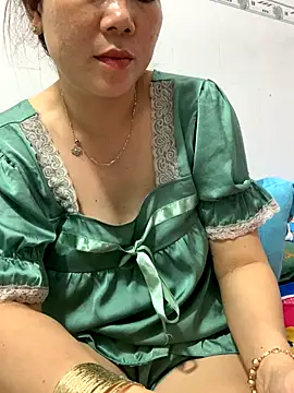 Baby-bigtits online show from November 5, 2:53 pm