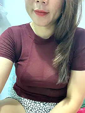 Snapshot of Baby-bigtits chatting on October 7, 2:56 am Baby-bigtits online show from October 7, 2:56 am