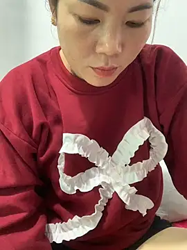 Baby-bigtits online show from November 29, 3:06 am