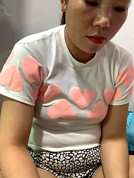 Baby-bigtits online show from October 25, 2:55 am