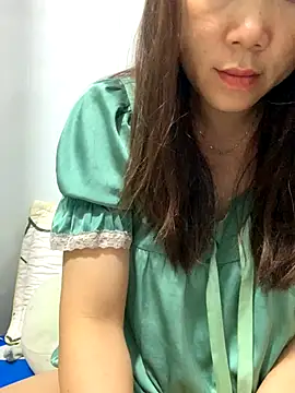 Baby-bigtits online show from November 27, 11:16 pm