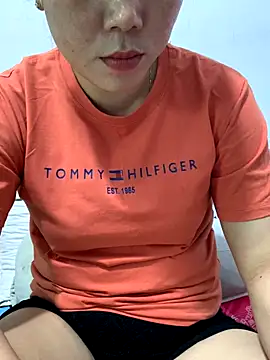 Baby-bigtits online show from November 30, 2:56 am