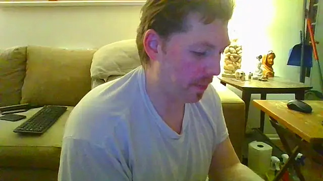 Snapshot of Rock_Pierce chatting on May 24, 5:29 am Rock Pierce online show from May 24, 5:29 am