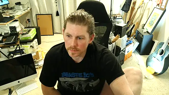 Rock Pierce online show from June 19, 7:30 pm