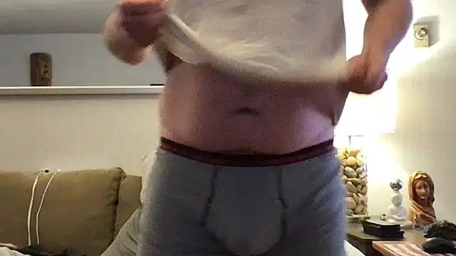 Snapshot of Rock_Pierce chatting on February 12, 5:34 pm Rock Pierce online show from February 12, 5:34 pm