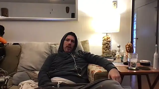 Snapshot of Rock_Pierce chatting on November 16, 5:17 pm Rock Pierce online show from November 16, 5:17 pm