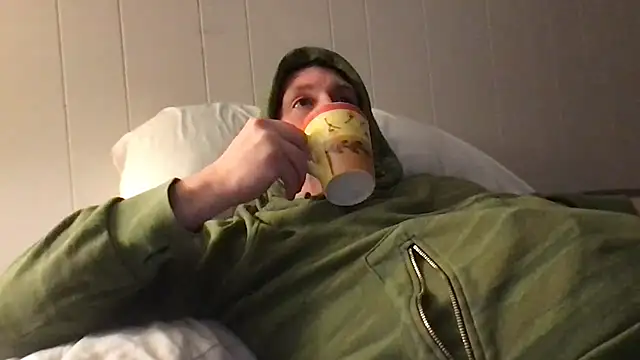 Snapshot of Rock_Pierce chatting on November 10, 4:56 pm Rock Pierce online show from November 10, 4:56 pm