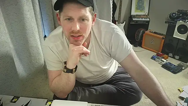 Snapshot of Rock_Pierce chatting on February 26, 7:36 pm Rock Pierce online show from February 26, 7:36 pm