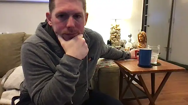 Snapshot of Rock_Pierce chatting on November 28, 2:56 am Rock Pierce online show from November 28, 2:56 am