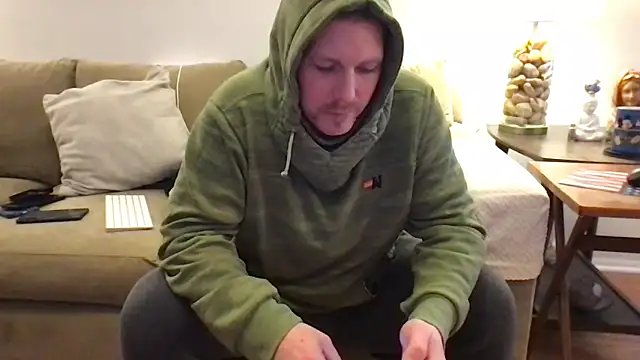 Snapshot of Rock_Pierce chatting on February 3, 6:46 pm Rock Pierce online show from February 3, 6:46 pm