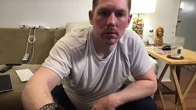 Snapshot of Rock_Pierce chatting on January 7, 12:32 pm Rock Pierce online show from January 7, 12:32 pm