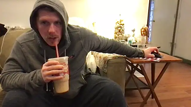 Snapshot of Rock_Pierce chatting on November 26, 2:39 pm Rock Pierce online show from November 26, 2:39 pm